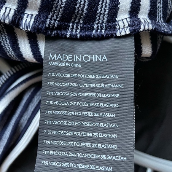 Club Monaco cropped t-shirt with cutout - Picture 5 of 5